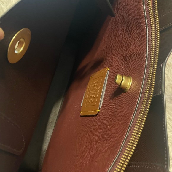 Willow Tote In Colorblock - Picture 6 of 7